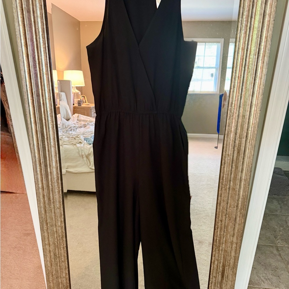 Cupcakes & Cashmere Black V-Neck Jumpsuit